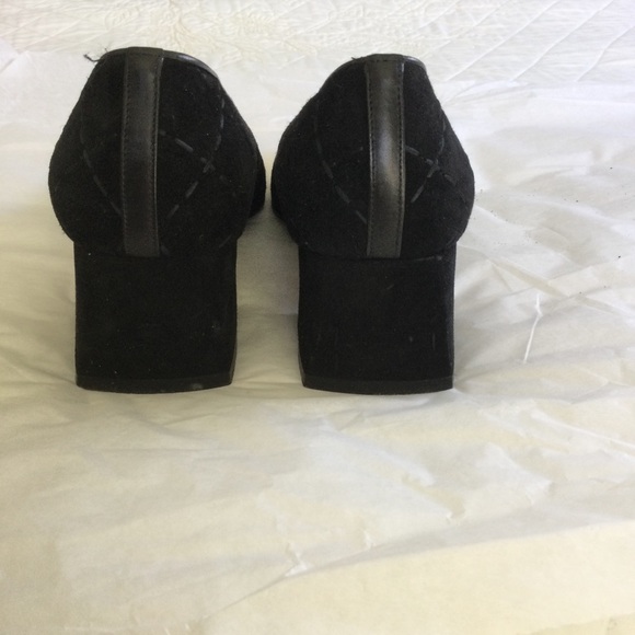 Salvatore Ferragamo Suede Pumps - Picture 7 of 11